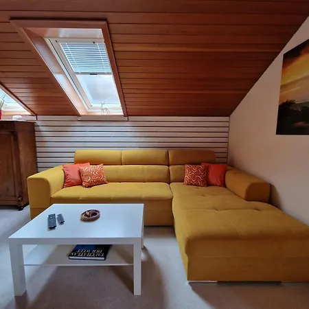 Apartment Geraeumiger Lukas In Ruhiger Waldrandlage Mit Wintergarten Marburg