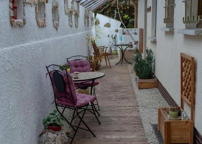 Apartament Geraeumiger Lukas In Ruhiger Waldrandlage Mit Wintergarten Marburg