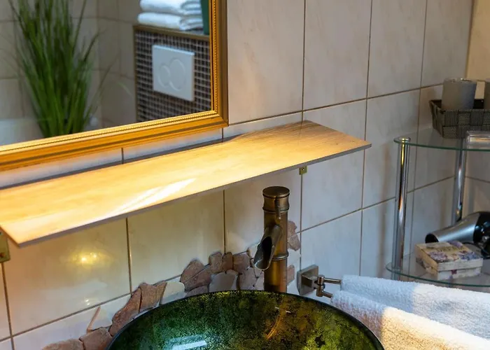 Apartament Geraeumiger Lukas In Ruhiger Waldrandlage Mit Wintergarten